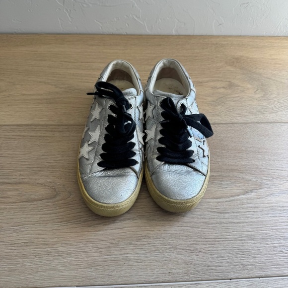 Saint Laurent shiny silver star sneakers - Picture 1 of 7